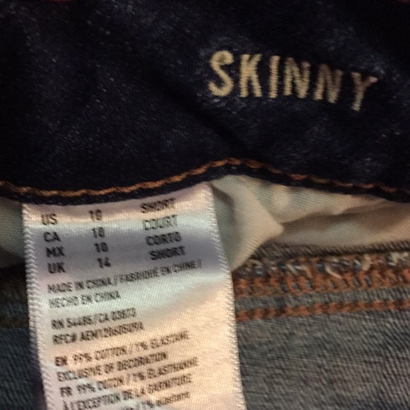 Super Stretch Skinny American Eagle 10 Short - Picture 3 of 6